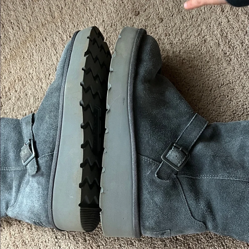 UGG Koolaburra Gray Suede fleece lined Boots - Picture 12 of 13